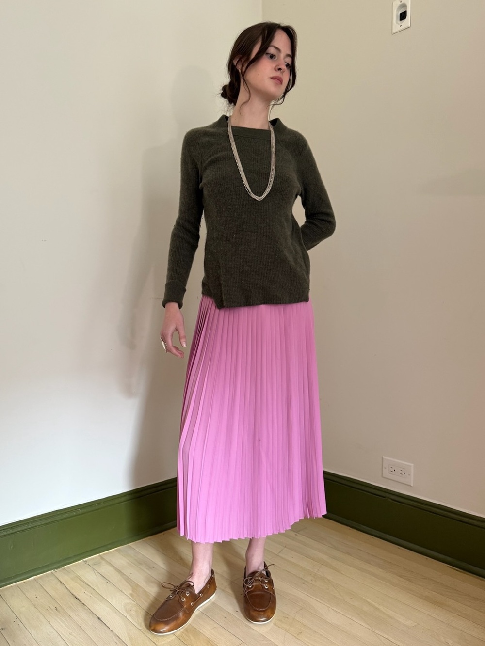 White + Warren Green Cashmere Sweater